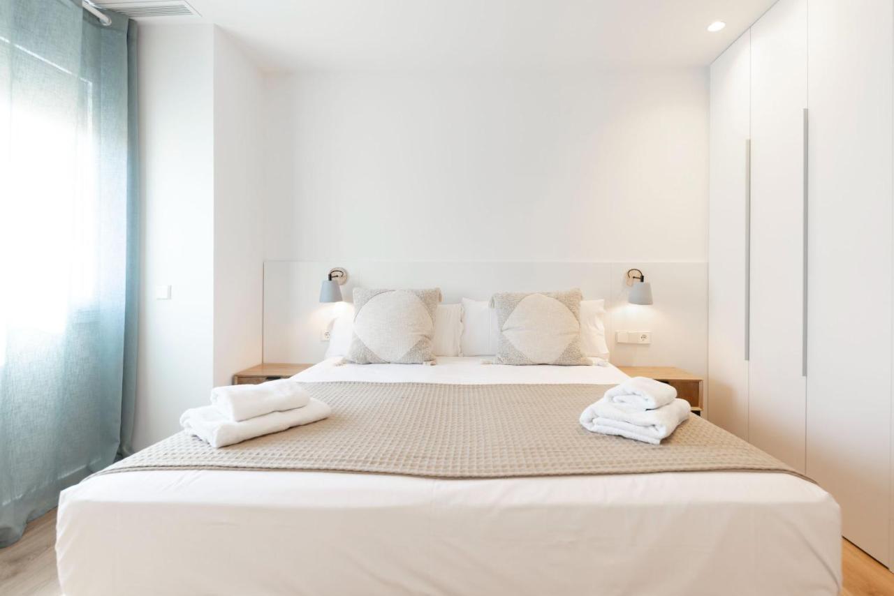 Bravissimo Falco, 3 Bedrooms And Balcony Girona Exterior photo